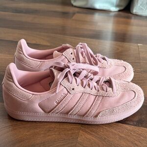 Adidas Women's Soft Pink Samba (SIZE 8)